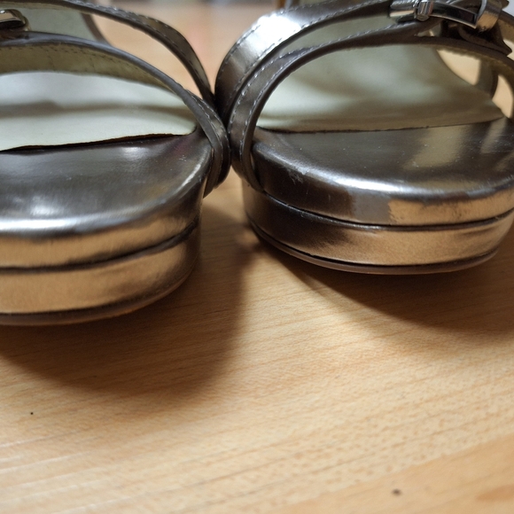 Michael Kors Ava platform buckle strap sandal heels in nickel 7 - Picture 9 of 9